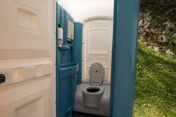 Best Luxury portable toilet rental  in Whitesburg, KY