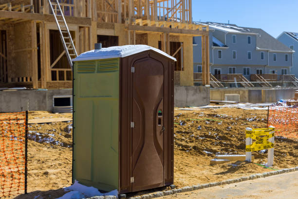 Best Portable restroom trailer rental  in Whitesburg, KY